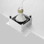 Точечный светильник Share DL051-01-GU10-SQ-WB